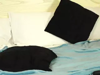 IsoldeBliss's Live Sex Cam Show