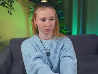 LinetteDaines's Live Sex Cam Show