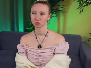 LinetteDaines's Live Sex Cam Show