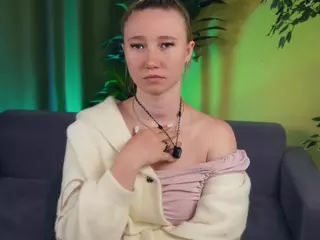 LinetteDaines's Live Sex Cam Show