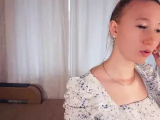 LinetteDaines's Live Sex Cam Show
