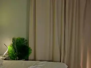 LornaAcors's Live Sex Cam Show