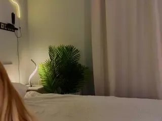 LornaAcors's Live Sex Cam Show