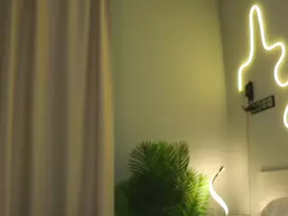 LornaAcors's Live Sex Cam Show