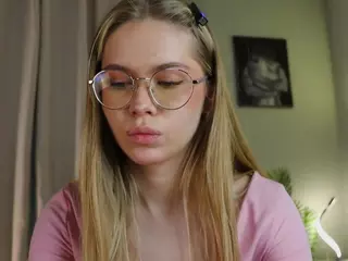LornaAcors's Live Sex Cam Show