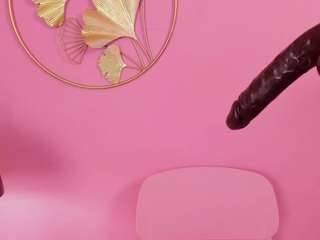 madison-clay Live Webcam on CamSoda