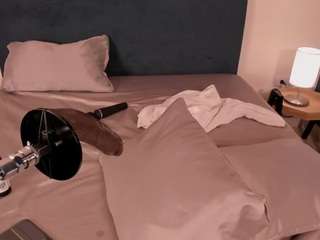 madison-clay Live Webcam on CamSoda