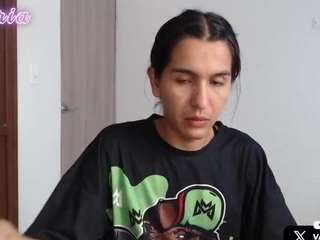 valery00bum live webcam show