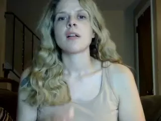 Newbie993's Live Sex Cam Show