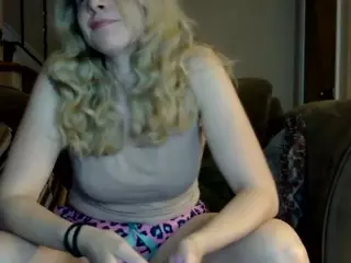 Newbie993's Live Sex Cam Show