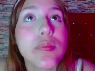 Daphne's Live Sex Cam Show