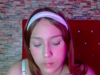 Daphne's Live Sex Cam Show