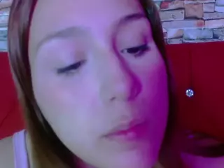 Daphne's Live Sex Cam Show