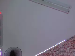 Daphne's Live Sex Cam Show
