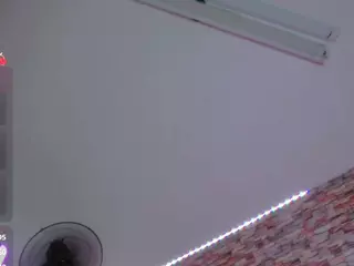 Daphne's Live Sex Cam Show