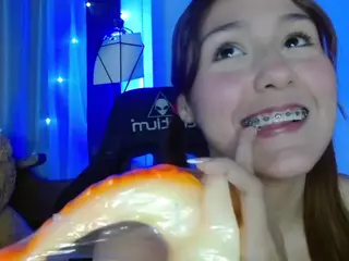 Daphne's Live Sex Cam Show