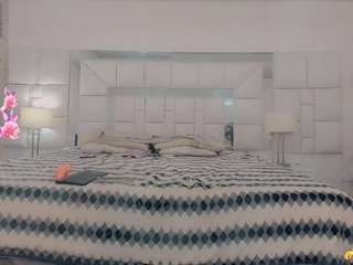 katha-crawford webcam model