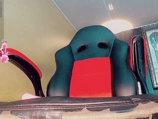 katha-crawford Drinking live webcam