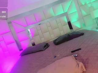 katha-crawford webcam