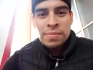 Elcarever's Live Sex Cam Show