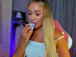 Loneve's Live Sex Cam Show