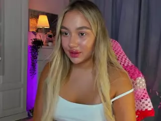 Loneve's Live Sex Cam Show