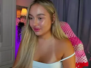 Loneve's Live Sex Cam Show