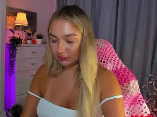 Loneve's Live Sex Cam Show