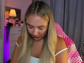 Loneve's Live Sex Cam Show