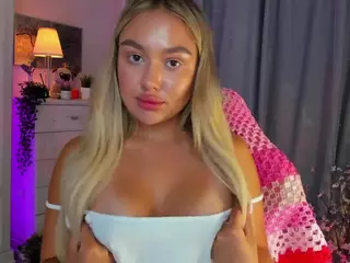 Loneve's Live Sex Cam Show