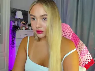 Loneve's Live Sex Cam Show