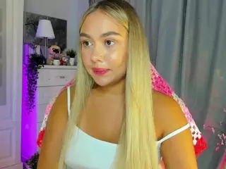 Loneve's Live Sex Cam Show