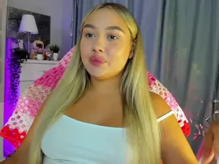 Loneve's Live Sex Cam Show