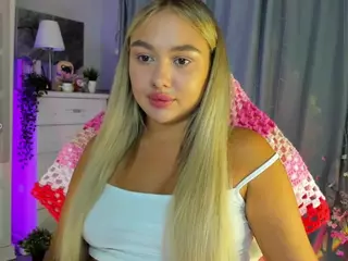 Loneve's Live Sex Cam Show