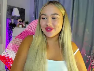 Loneve's Live Sex Cam Show