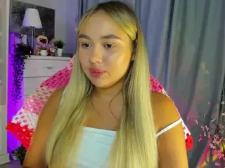 Loneve's Live Sex Cam Show