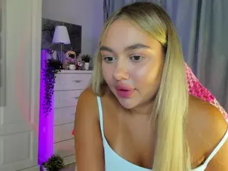 Loneve's Live Sex Cam Show