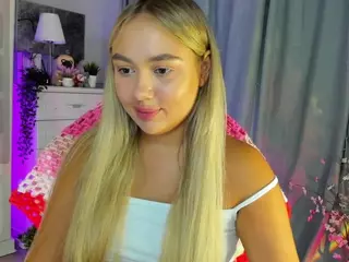 Loneve's Live Sex Cam Show