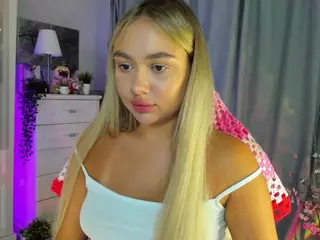 Loneve's Live Sex Cam Show