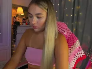 Loneve's Live Sex Cam Show