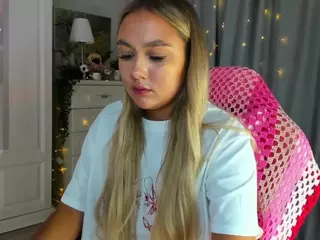 Loneve's Live Sex Cam Show