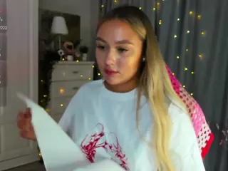 Loneve's Live Sex Cam Show