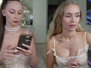mia-cloudy Live Webcam on CamSoda