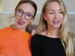 mia-cloudy from CamSoda is Freechat