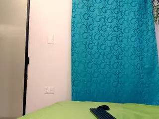 EMIASAMANTA18's Live Sex Cam Show