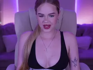 EvaCrush's Live Sex Cam Show