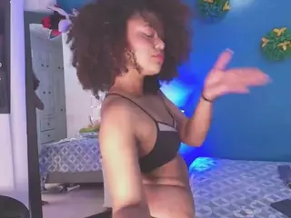 Eylend-Lisboa's Live Sex Cam Show