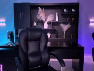 IvyJonesx's Live Sex Cam Show