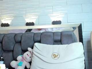 jade-heartt webcam