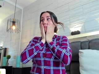 jade-heartt Live Webcam on CamSoda